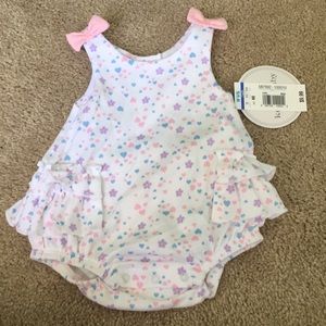 NWT Kolababy Newborn outfit